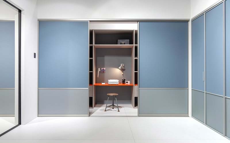 Sleek Modular Wardrobe: The Ultimate Storage Solution for Modern Homes